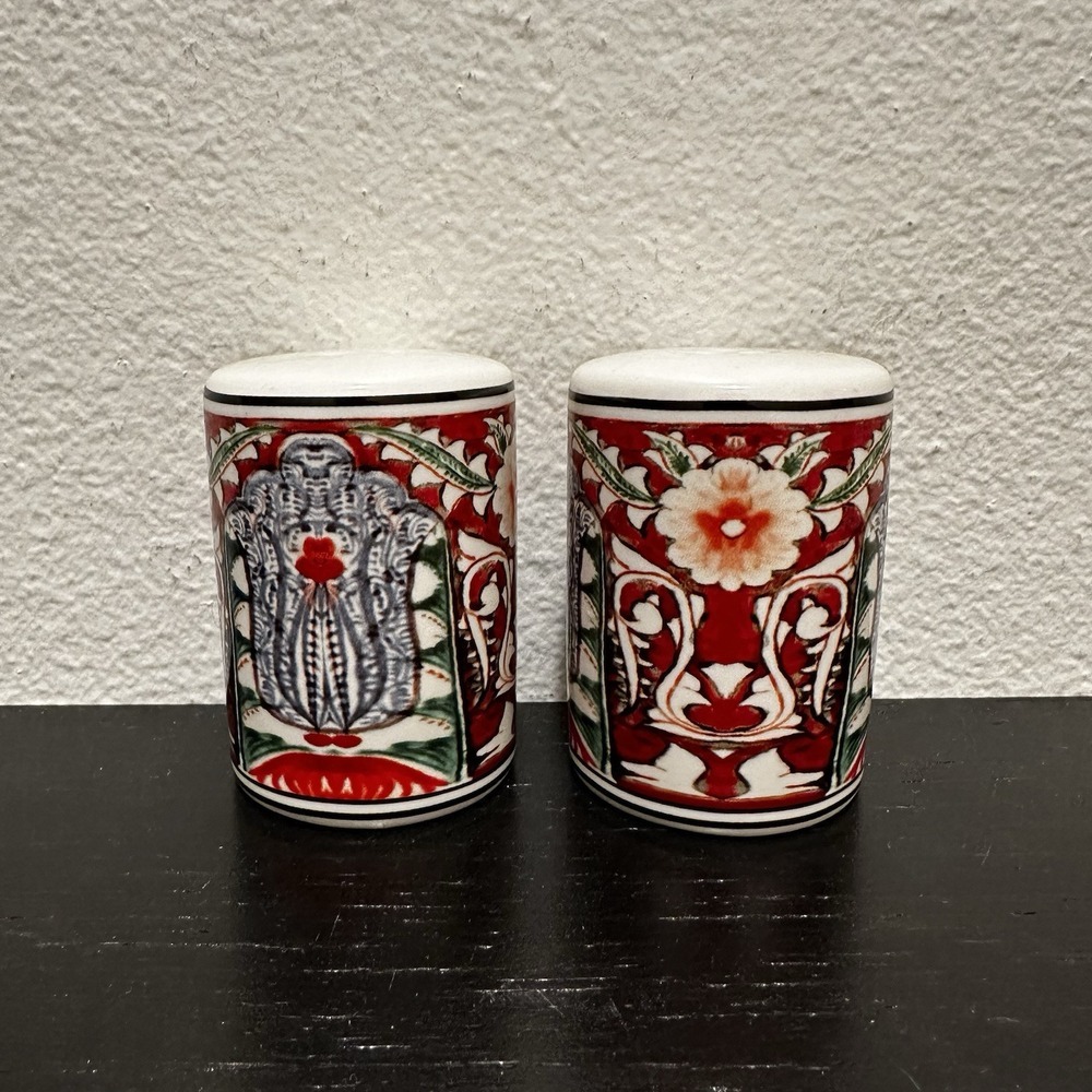 Pottery Barn‎ Red Mezze Boho Salt & Pepper Shakers Ceramic